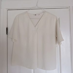 Uniqlo t-shirt blouse